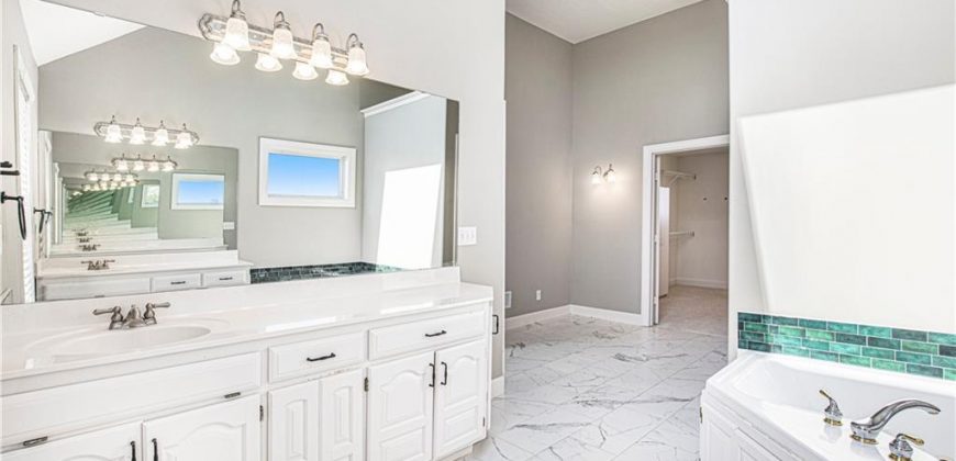 Homes for Sale in Kansas City, MO 64154 | 2600 NW 108th Street