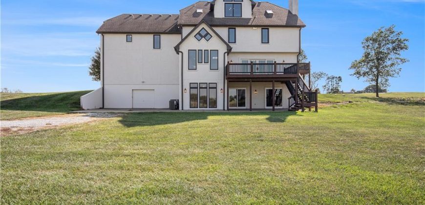 Homes for Sale in Kansas City, MO 64154 | 2600 NW 108th Street