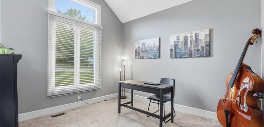 Homes for Sale in Parkville, MO 64152 | 7808 NW Twilight Place