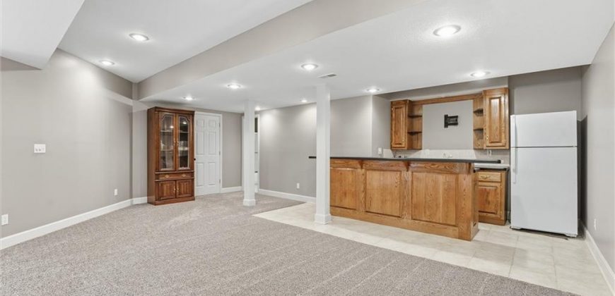 Homes for Sale in Parkville, MO 64152 | 7808 NW Twilight Place