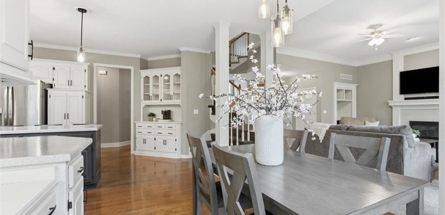 Homes for Sale in Parkville, MO 64152 | 7808 NW Twilight Place