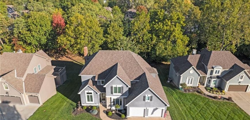 Homes for Sale in Parkville, MO 64152 | 7808 NW Twilight Place