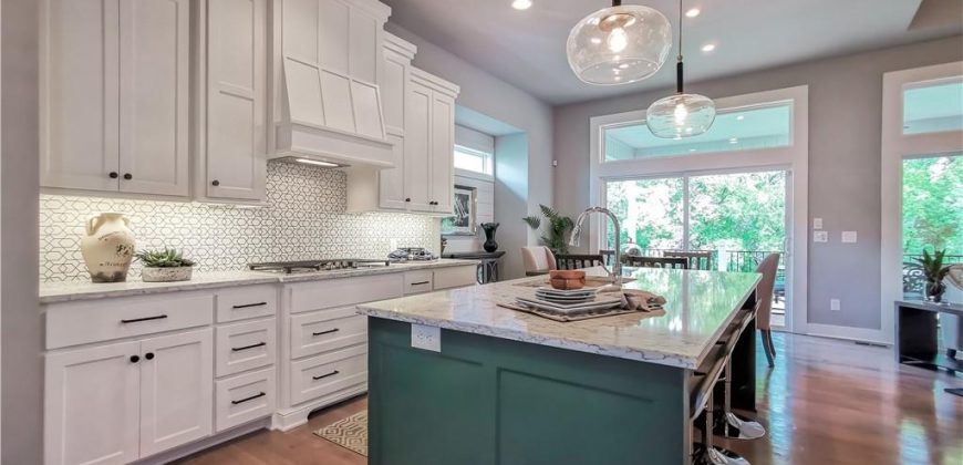 Homes for Sale in Kansas City, MO 64151 | 7003 N Polk Avenue