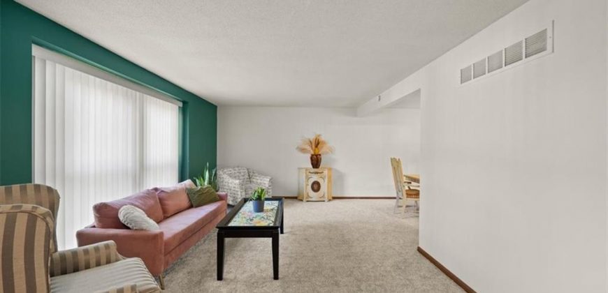 Homes for Sale in Parkville, MO 64152 | 6606 NW Quail Run Drive