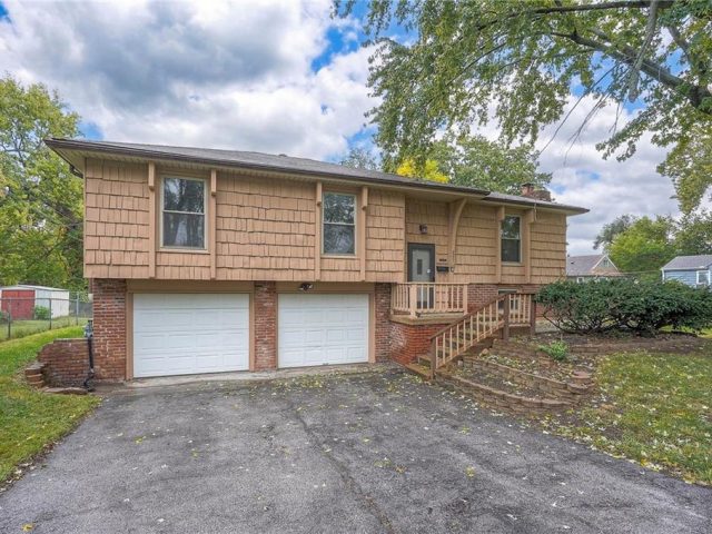 Homes for Sale in Kansas City, MO 64119 | 5221 N Bellefontaine Avenue