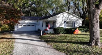 Homes for Sale in Smithville, MO 64089 | 19925  F Highway