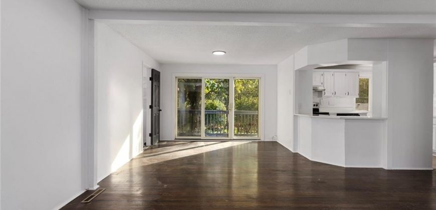 Homes for Sale in Gladstone, MO 64118 | 1005 NE 62nd Street