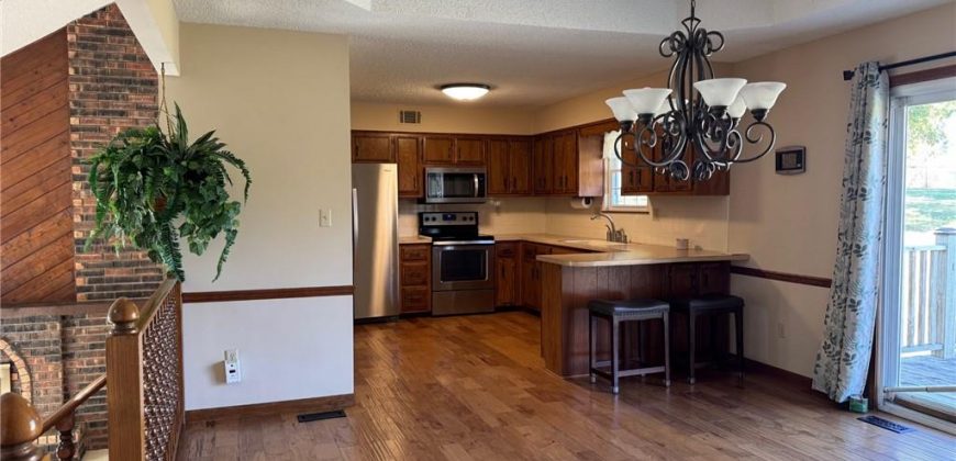 Homes for Sale in Liberty, MO 64068 | 2120  Pin Oak Drive