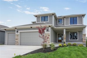 7080-NW-Forest Lakes-Drive-mls-2544178-image-1