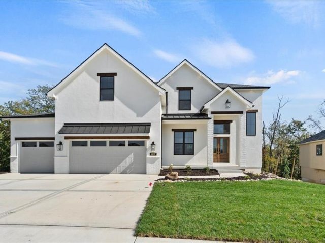 Homes for Sale in Kansas City, MO 64157 | 8837 N KENTUCKY Avenue