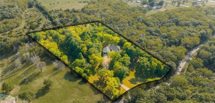 Homes for Sale in Smithville, MO 64089 | 1619  Sunrise Drive