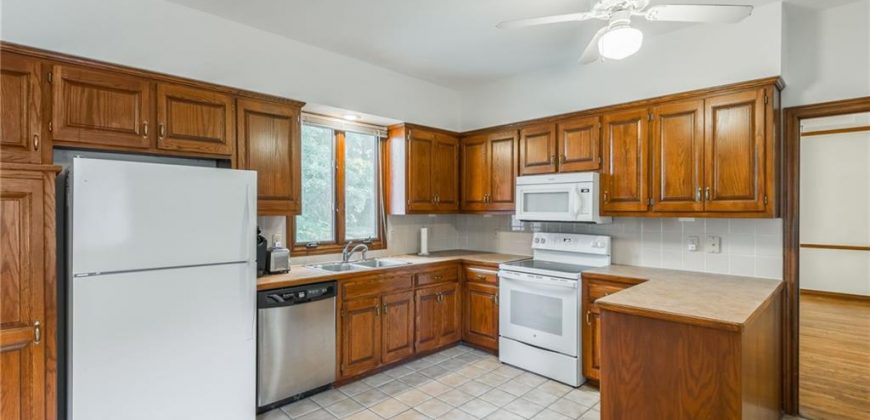 Homes for Sale in Smithville, MO 64089 | 1619  Sunrise Drive