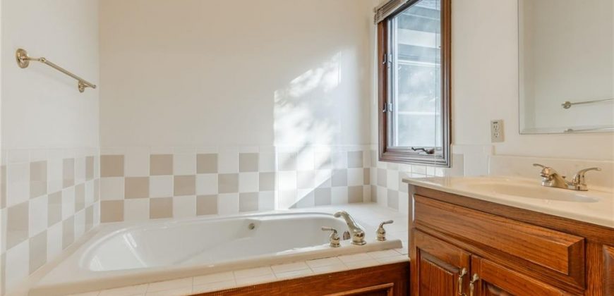 Homes for Sale in Smithville, MO 64089 | 1619  Sunrise Drive