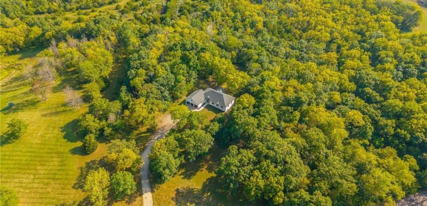 Homes for Sale in Smithville, MO 64089 | 1619  Sunrise Drive