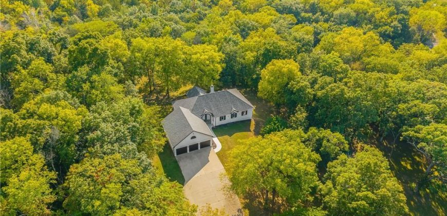 Homes for Sale in Smithville, MO 64089 | 1619  Sunrise Drive