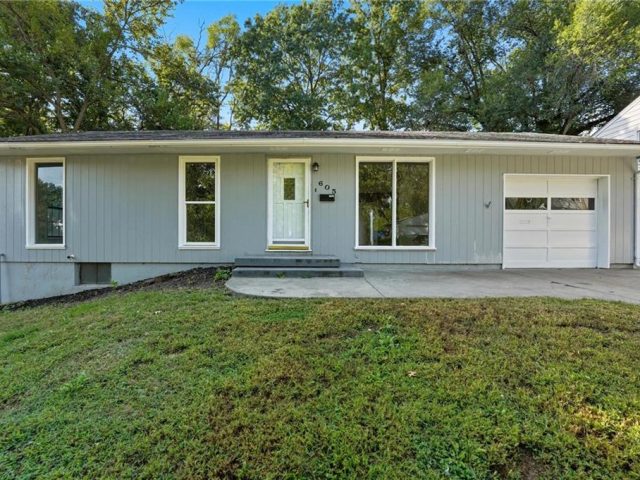 Homes for Sale in Liberty, MO 64068 | 605  Reed Street