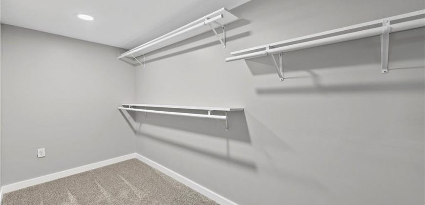 Homes for Sale in Kansas City, MO 64118 | 4 NW 81st Street