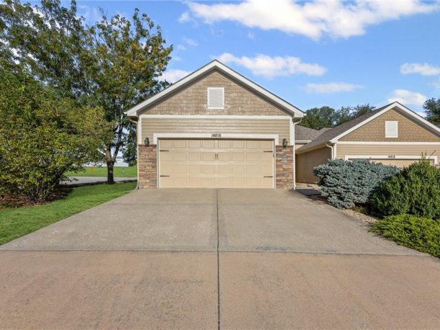 Homes for Sale in Smithville, MO 64089 | 14816  Ashmont Lane