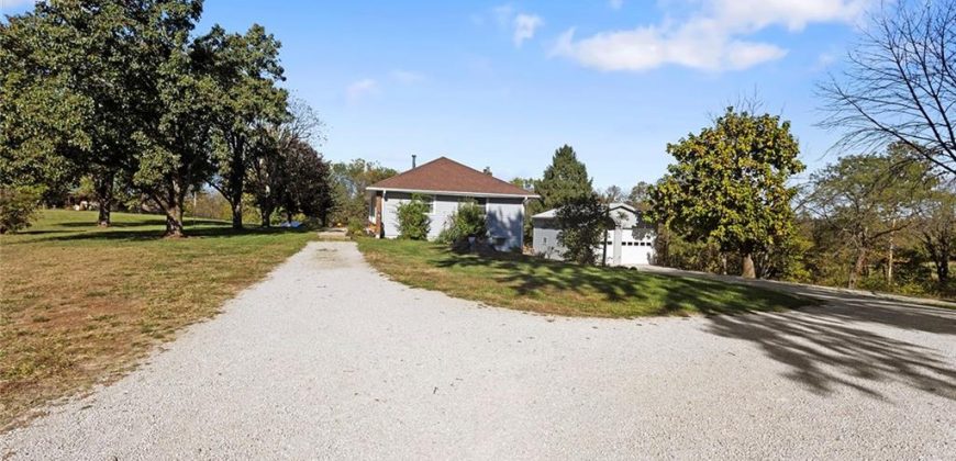 Homes for Sale in Holt, MO 64048 | 16806 NE 180th Street