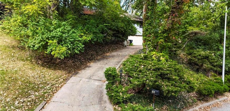 Homes for Sale in Kansas City, MO 64116 | 106 NW Greentree Lane