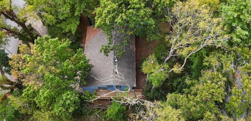 Homes for Sale in Kansas City, MO 64116 | 106 NW Greentree Lane