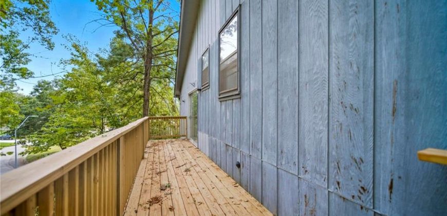 Homes for Sale in Kansas City, MO 64116 | 106 NW Greentree Lane