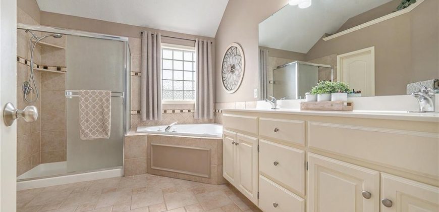 Homes for Sale in Liberty, MO 64068 | 1435  Sumac Circle