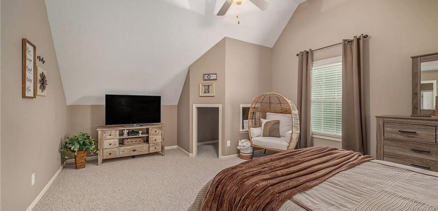 Homes for Sale in Liberty, MO 64068 | 1435  Sumac Circle