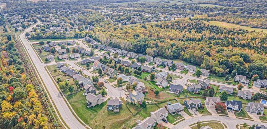 Homes for Sale in Liberty, MO 64068 | 1435  Sumac Circle