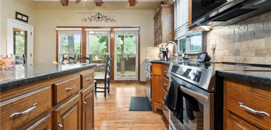 Homes for Sale in Kansas City, MO 64118 | 1732 NE 80th Place