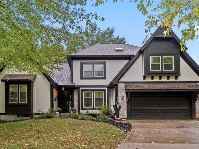 Homes for Sale in Kansas City, MO 64118 | 1732 NE 80th Place