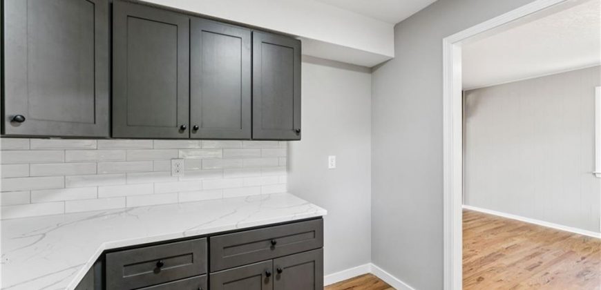 Homes for Sale in Gladstone, MO 64119 | 6605 N Agnes Avenue