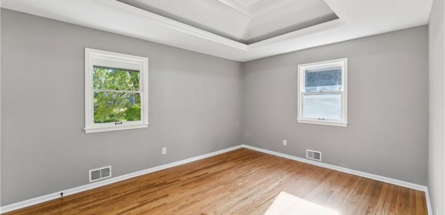 Homes for Sale in Gladstone, MO 64119 | 6605 N Agnes Avenue