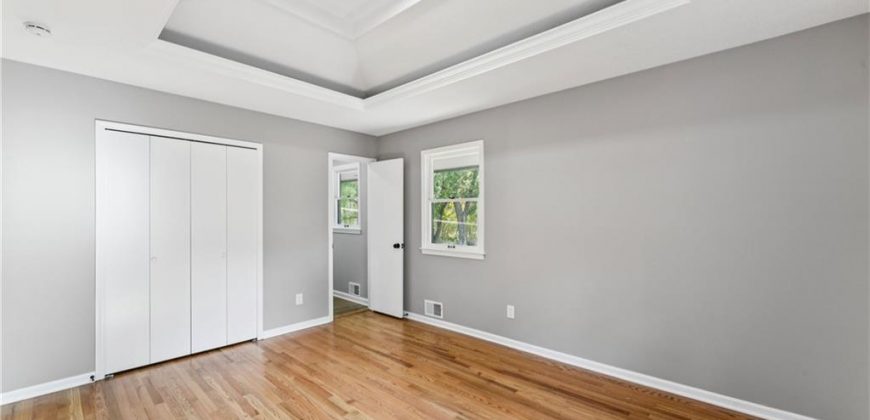 Homes for Sale in Gladstone, MO 64119 | 6605 N Agnes Avenue