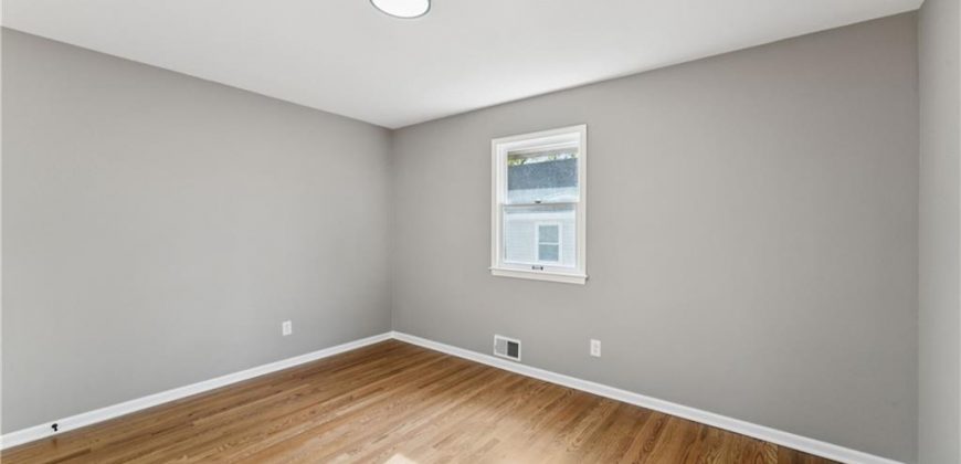 Homes for Sale in Gladstone, MO 64119 | 6605 N Agnes Avenue