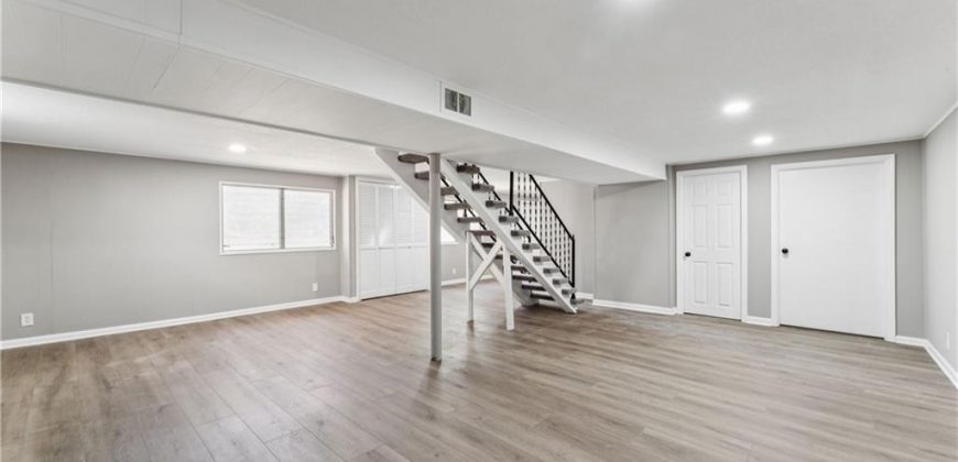 Homes for Sale in Gladstone, MO 64119 | 6605 N Agnes Avenue