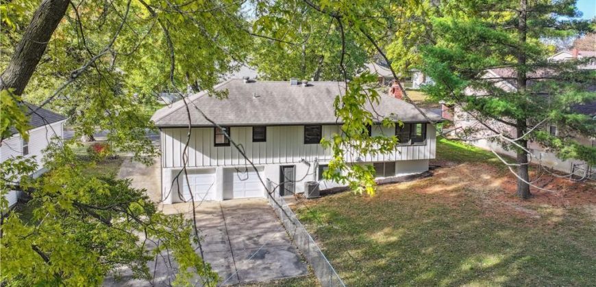 Homes for Sale in Gladstone, MO 64119 | 6605 N Agnes Avenue