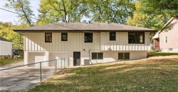 Homes for Sale in Gladstone, MO 64119 | 6605 N Agnes Avenue