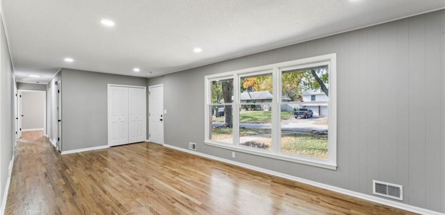 Homes for Sale in Gladstone, MO 64119 | 6605 N Agnes Avenue