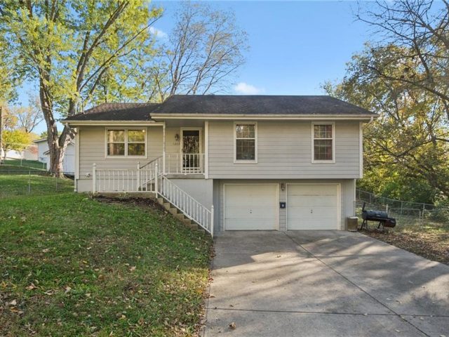 Homes for Sale in Excelsior Springs, MO 64024 | 1203  Magnolia West Avenue