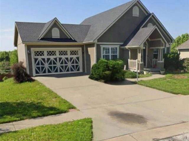 Homes for Sale in Weston, MO 64098 | 17913  Sunset Drive