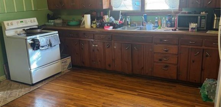 Homes for Sale in Excelsior Springs, MO 64024 | 304  Waller Avenue