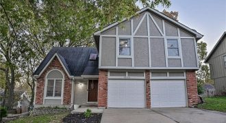Homes for Sale in Kansas City, MO 64155 | 1315  86th Street
