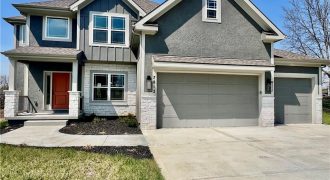 Homes for Sale in Liberty, MO 64068 | 1984  Longview Drive