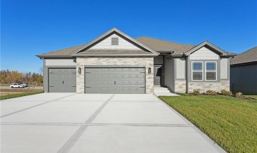 Homes for Sale in Kansas City, MO 64156 | 8890 N Monroe Avenue