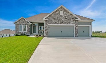 Homes for Sale in Kansas City, MO 64156 | 3707 NE 90th Street