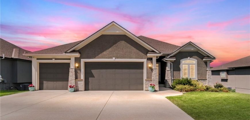 Homes for Sale in Kansas City, MO 64155 | 2010 NE 114th Terrace