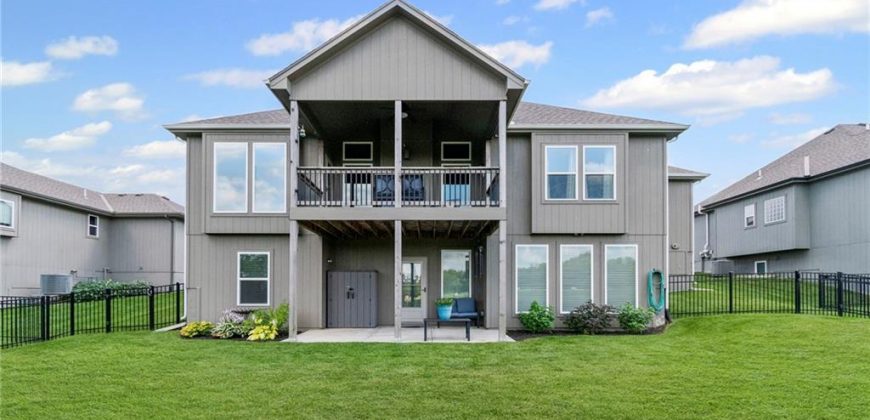 Homes for Sale in Kansas City, MO 64155 | 2010 NE 114th Terrace