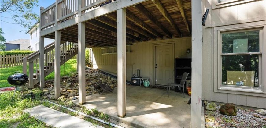 Homes for Sale in Parkville, MO 64152 | 6235 N Forest Drive