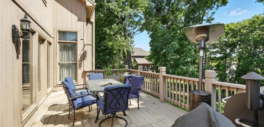 Homes for Sale in Parkville, MO 64152 | 6235 N Forest Drive